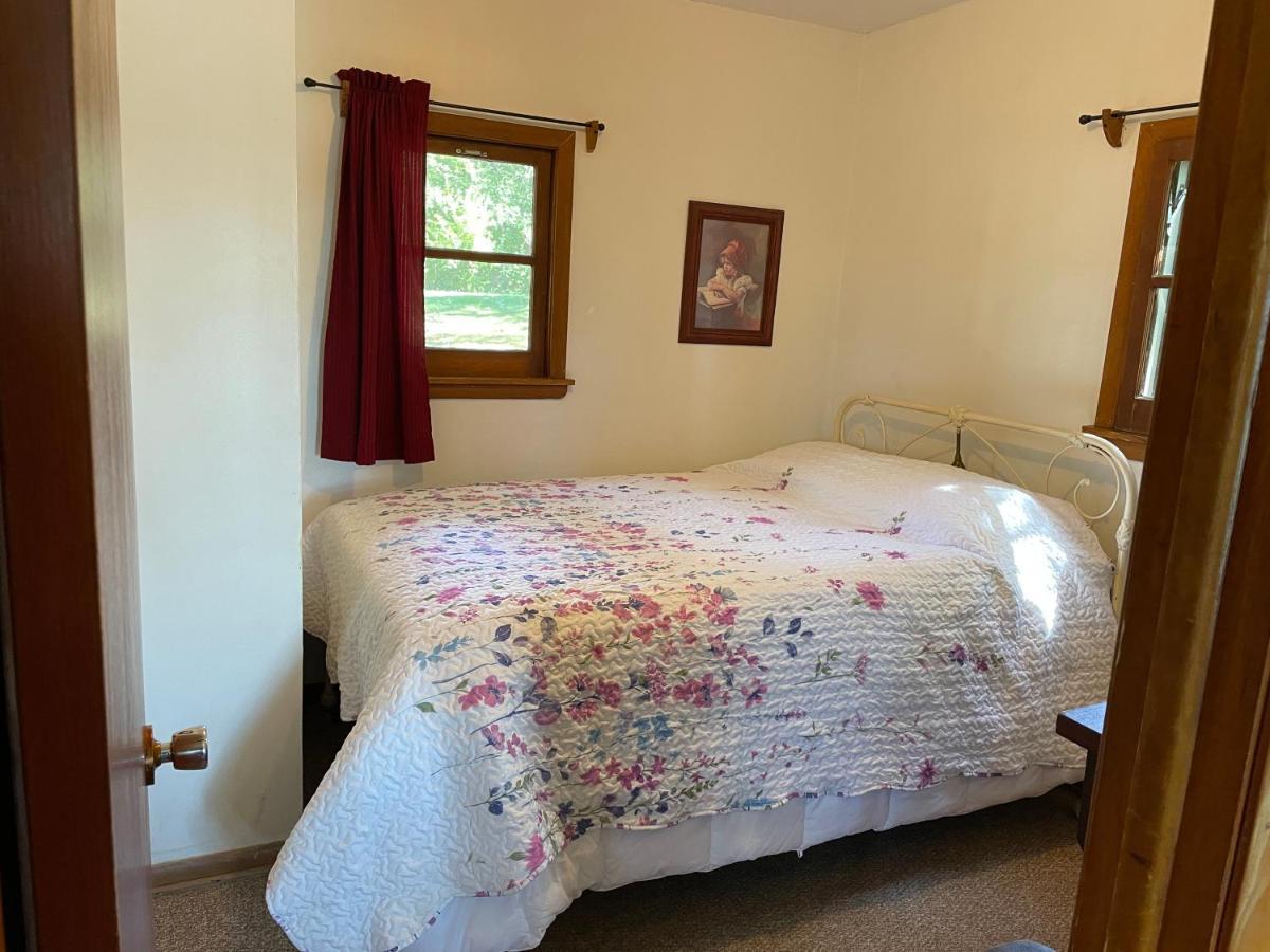 Swan Lake Resort & Campground Fergus Falls 外观 照片