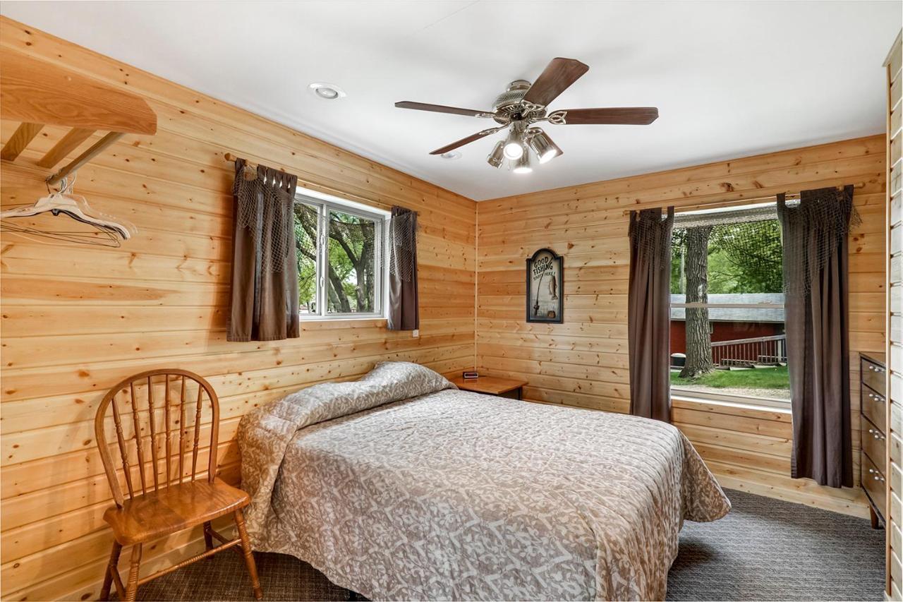 Swan Lake Resort & Campground Fergus Falls 外观 照片