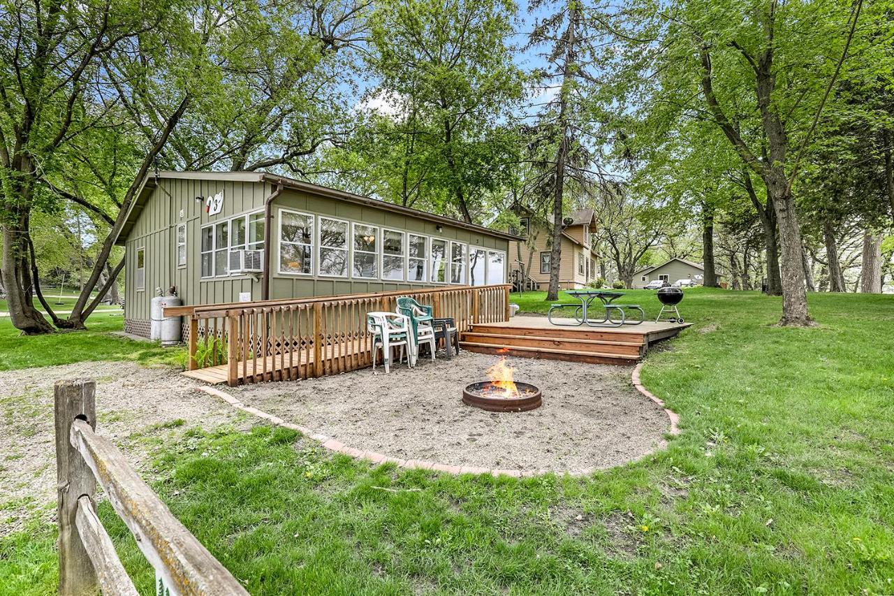 Swan Lake Resort & Campground Fergus Falls 外观 照片